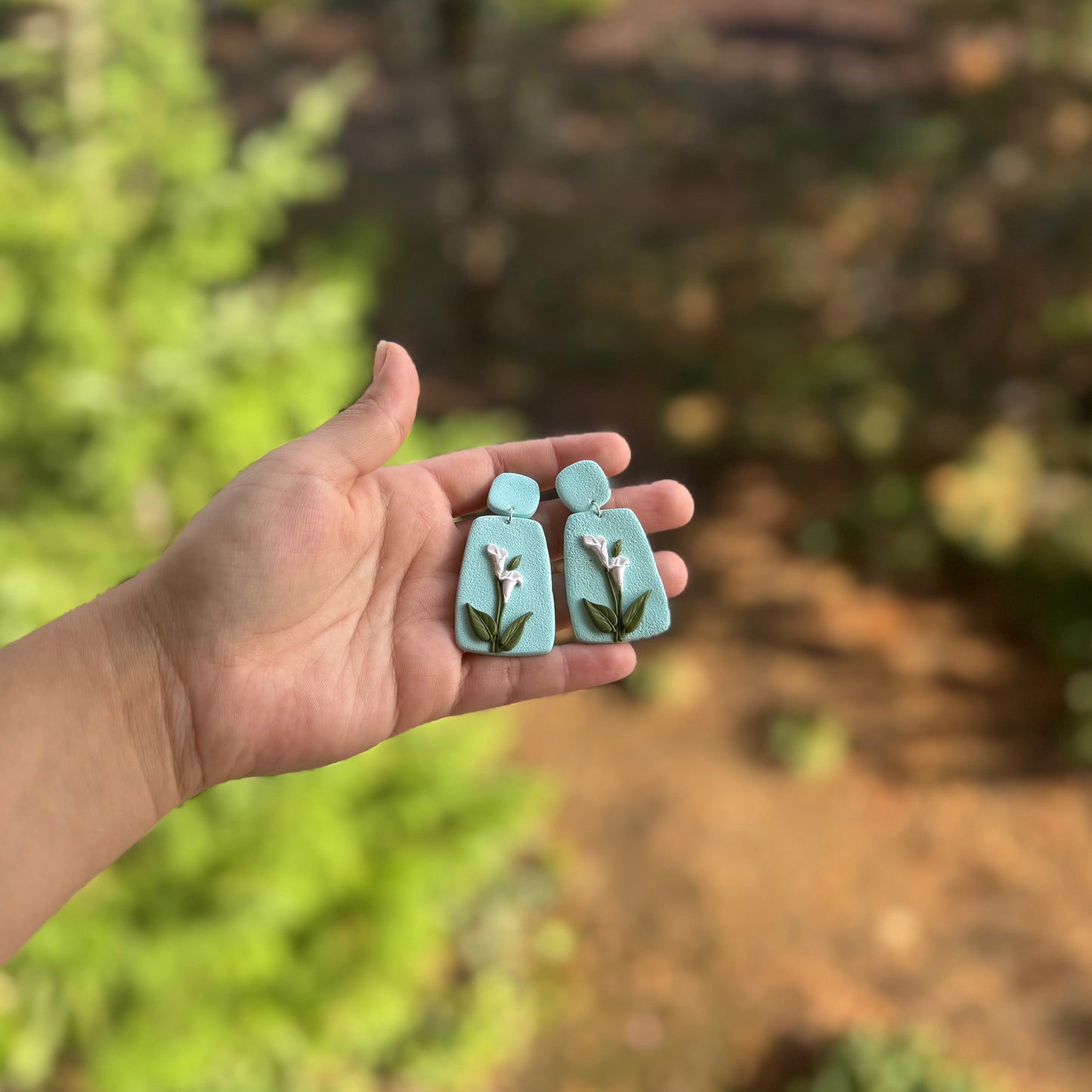 Light Blue Lilly Earrings