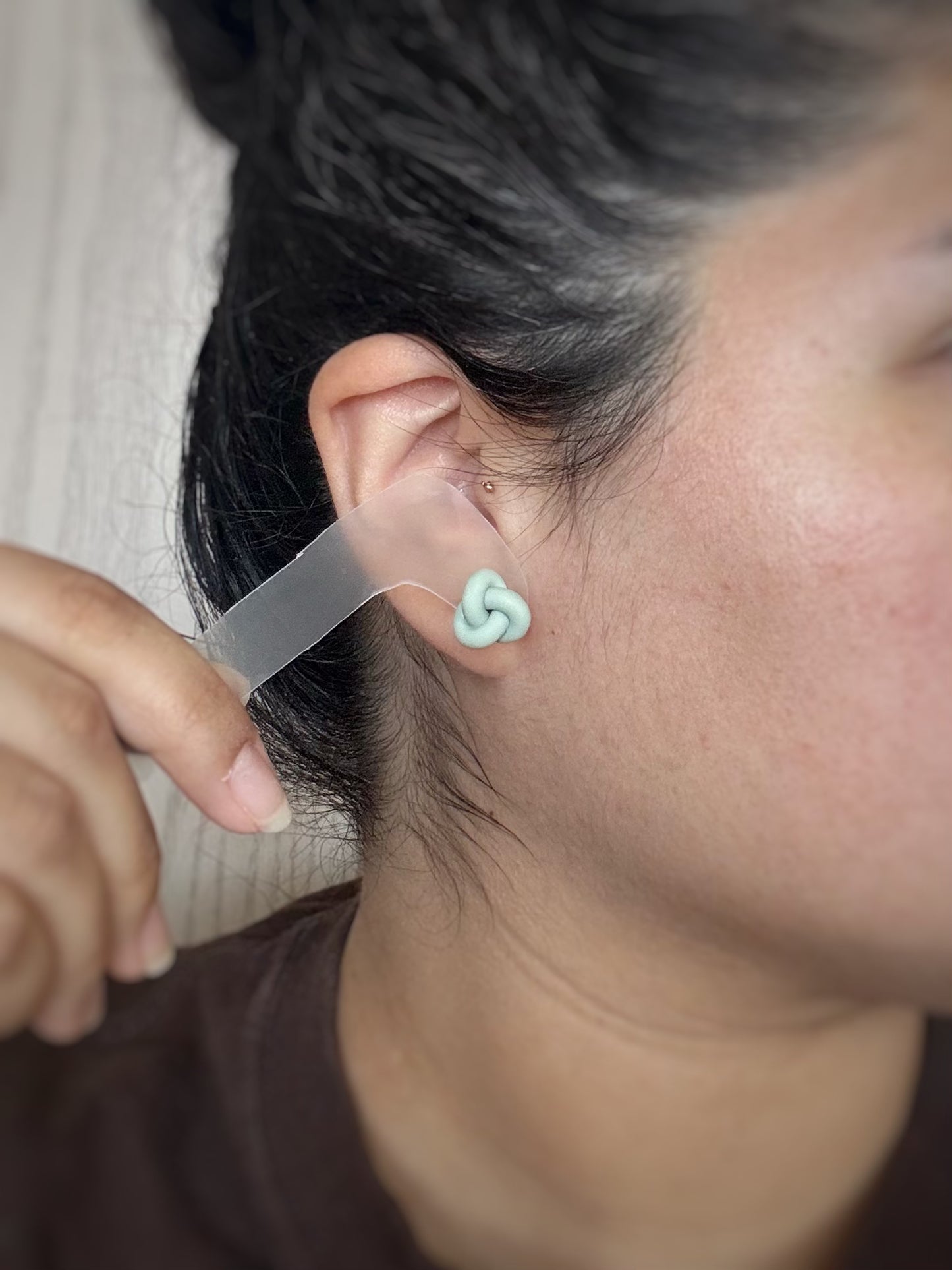 Knotted Studs