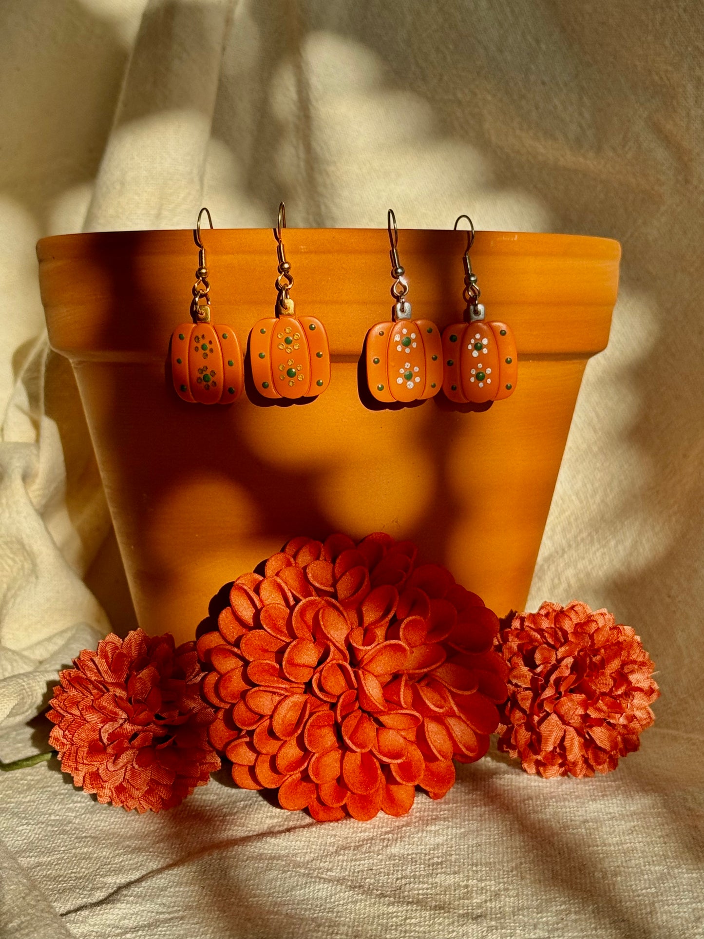 Mexican Pumpking with Gold/Silver Flowers