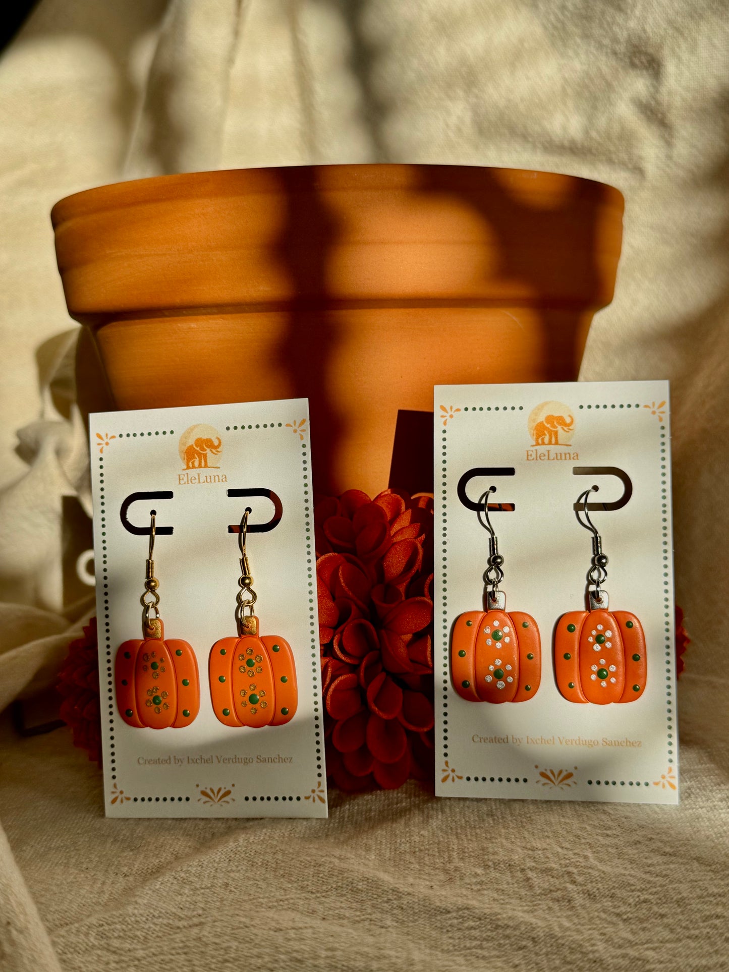 Mexican Pumpking with Gold/Silver Flowers